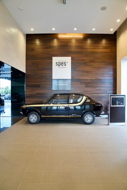 The SPES showroom lobby in Vienna